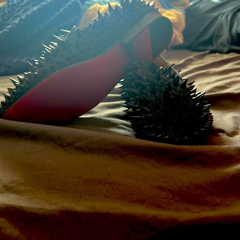 Ferucci Red Bottoms